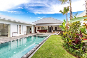Villa Saha - Elegant 3-Bedroom in Seminyak